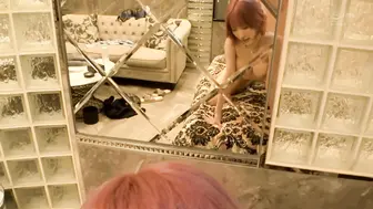 NPJS-126 一段视频，一位性欲旺盛的女招待殴打了一位大客户。六本木女招待：M酱 #春陽モカ #春阳萌花
