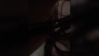 太原女大生黄英美，性欲很强的她遭男友外流，穿上渔网袜情趣内衣给男主口交
