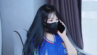 足球少女的浪漫邂逅：嫩足学妹的高潮