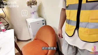 爱吃雪糕【勾引色诱】外卖员报复男友_大肉棒在我的蜜穴里猛烈抽插_炙热的精液喷射在我的阴道