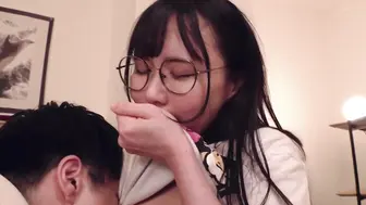 HUNTC-470 [中文字幕]因为父母再婚，我有了妹妹！但是很少从房间里出来的宅女。但是性欲旺盛，偶尔房间的门上写着“今天想做”的笔记.，.ゆうきすず 中城葵 南日菜乃