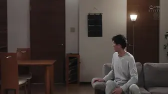 JUR-081 [中文字幕] 裸体模特NTR 与上司在羞耻中沉沦的妻子 震惊的出轨影像 一いち花