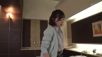 BLK-424 [中文字幕] 做援交的小惡魔學生妹深田詠美喜歡到班裡女同學家玩的時候趁機給她們的老爸發自己的名片 放學後辣妹傳播妹 深田咏美
